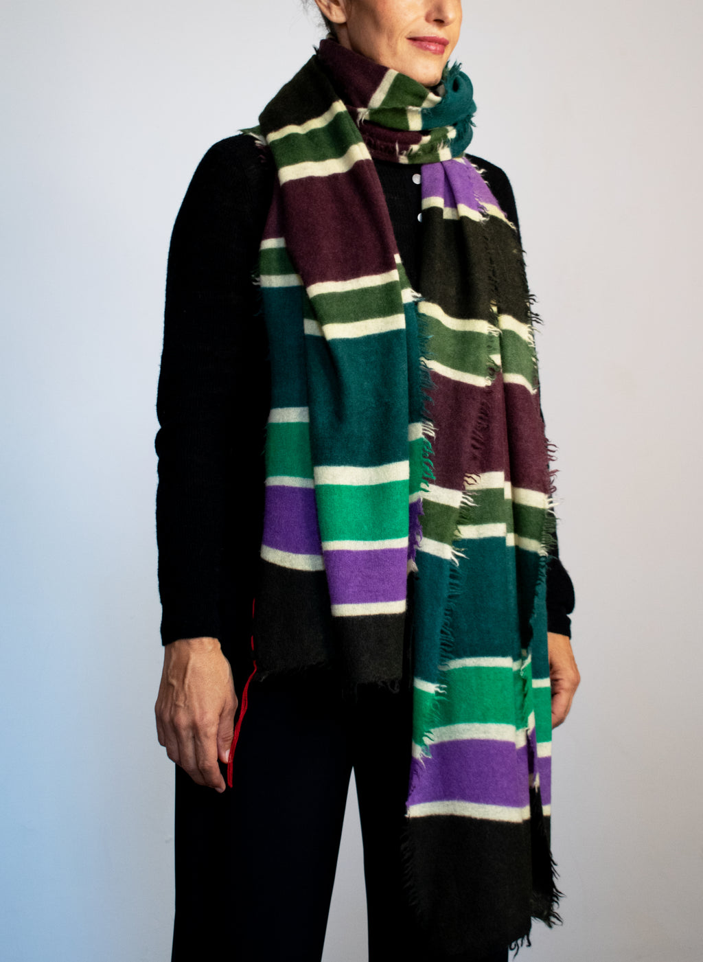 Nomad Stripe Kaschmirschal von Mell-o – Ansicht 2