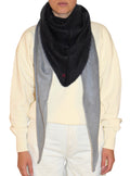 Großer Dip-Dye Dreieckschal Grau/Schwarz aus Kaschmir von Mell-o
