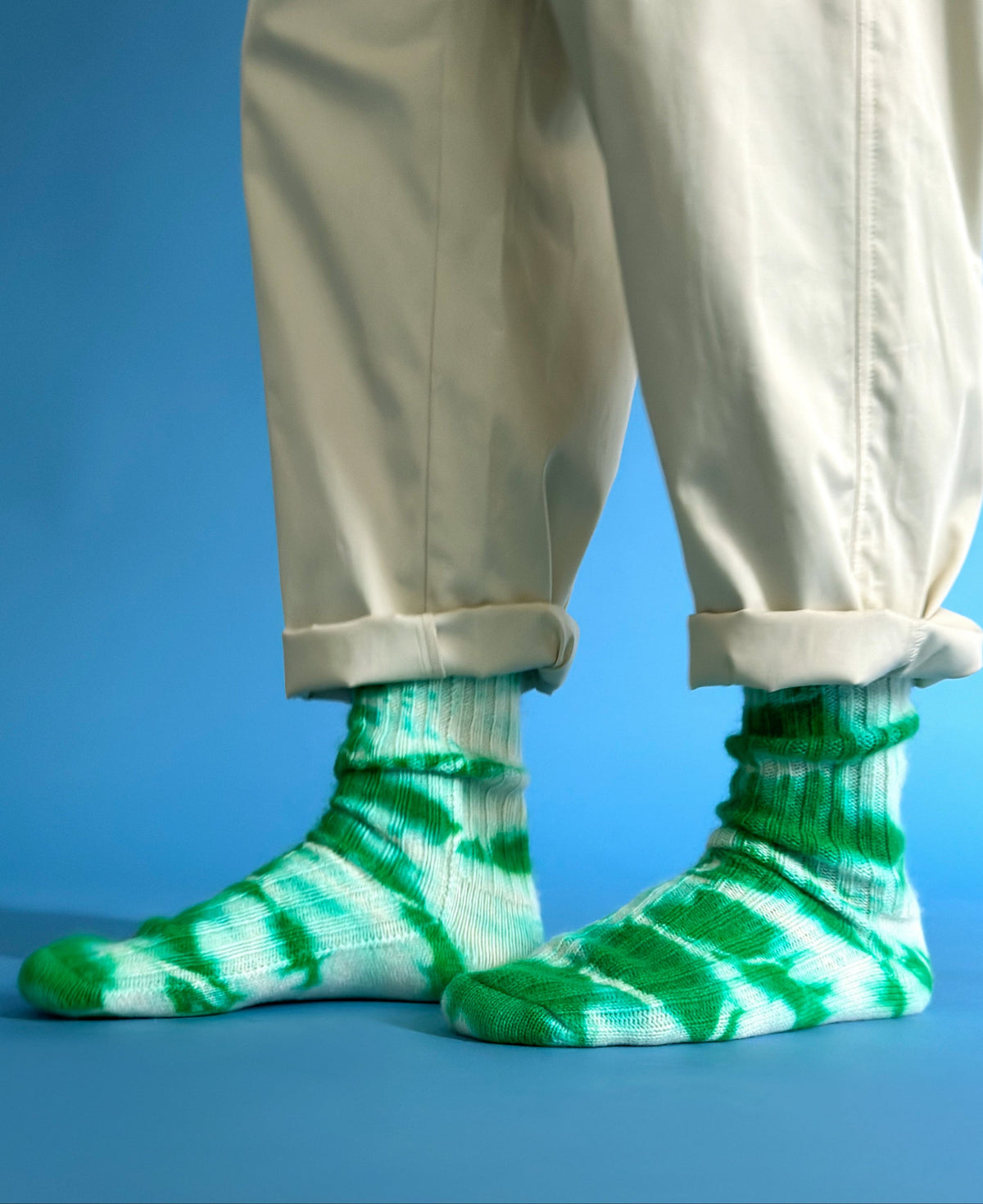 Tie-Dye Kaschmirsocken Evergreen von Mell-o – Ansicht 7